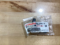 Load image into Gallery viewer, 8CR-23845-10 YAMAHA OEM PART 8CR-23845-10 JOINT, UNIVERSAL 2
