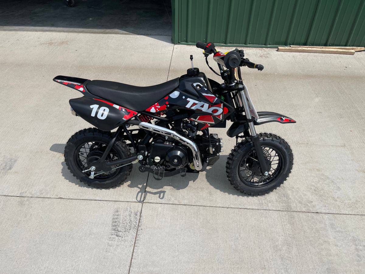 TAO DB 10 Black/Red Bike  #8017