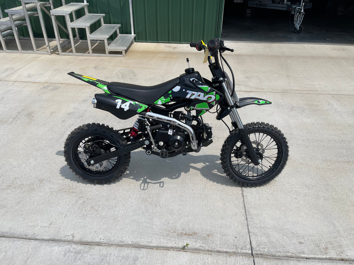 TAO DB 14 Black/Green Bike  #8015