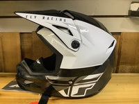 Load image into Gallery viewer, Fly Racing Kinetic Straight Edge Black/White
