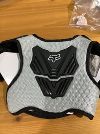 Load image into Gallery viewer, FOX PEEWEE TITAN ROOST DEFLE BLACK/SILVER
