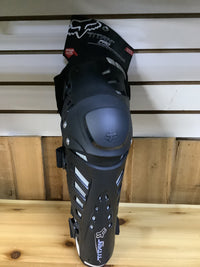 Load image into Gallery viewer, Fox Titan Pro Knee/Shin Guard Black
