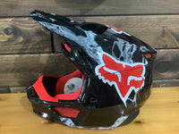 Load image into Gallery viewer, Fox V1 KARRERA HELMET BLACK
