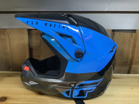 Load image into Gallery viewer, Fly Kinetic Straight Edge Black/White YTH LG
