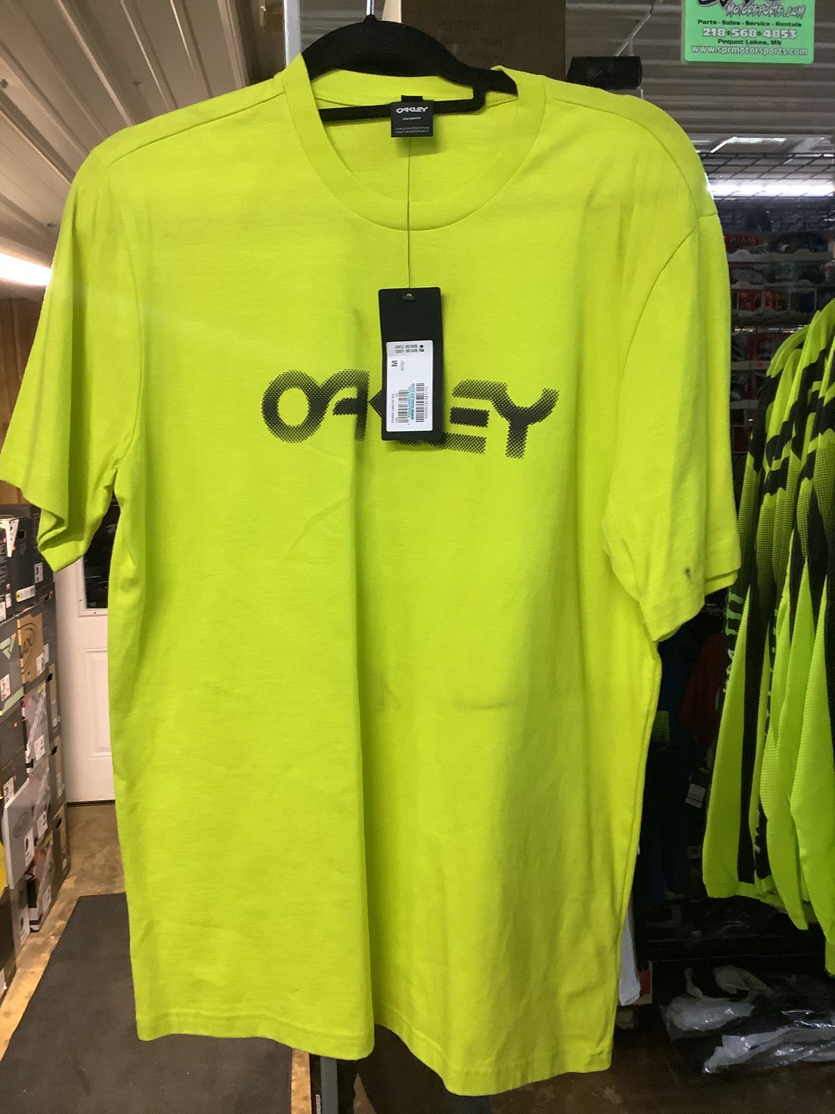 Med Foggy Oakley Tee Lime