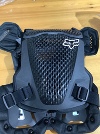 Load image into Gallery viewer, FOX YOUTH R3 BLACK
