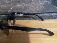 Load image into Gallery viewer, RAY BAN CLUBMASTER OVERSIZED DEMI GLOSS BLACK GREY GRADIENT DARK GREY
