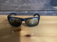 Load image into Gallery viewer, RAY BAN JUSTIN RUBBER GREY ON CLEAR GREY/GREY MIRROR SILVER GRADIENT
