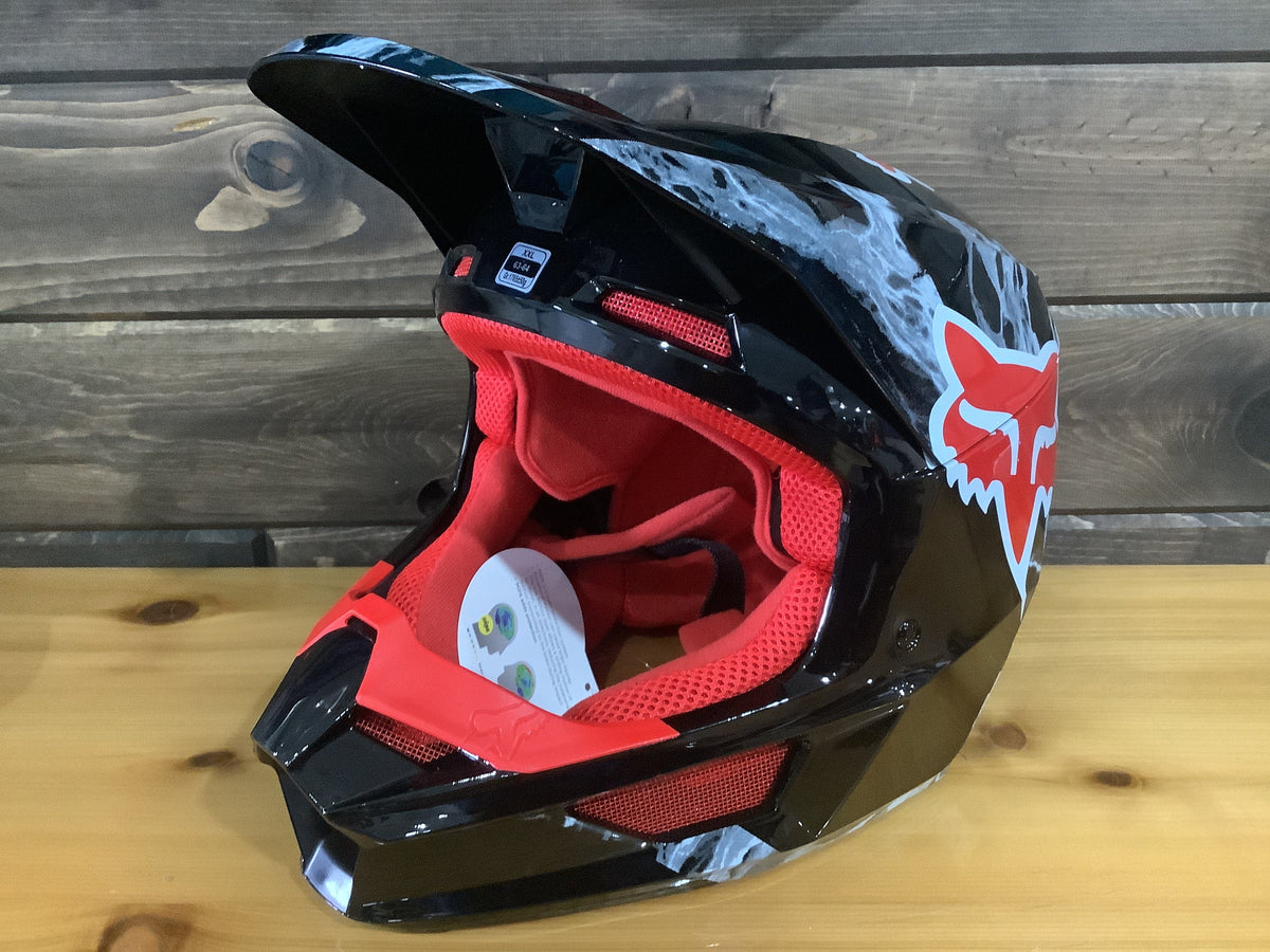 Fox V1 KARRERA HELMET BLACK