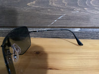 Load image into Gallery viewer, RAY BAN WINGS II BLACK/GREY GRADIENT DARK GREY
